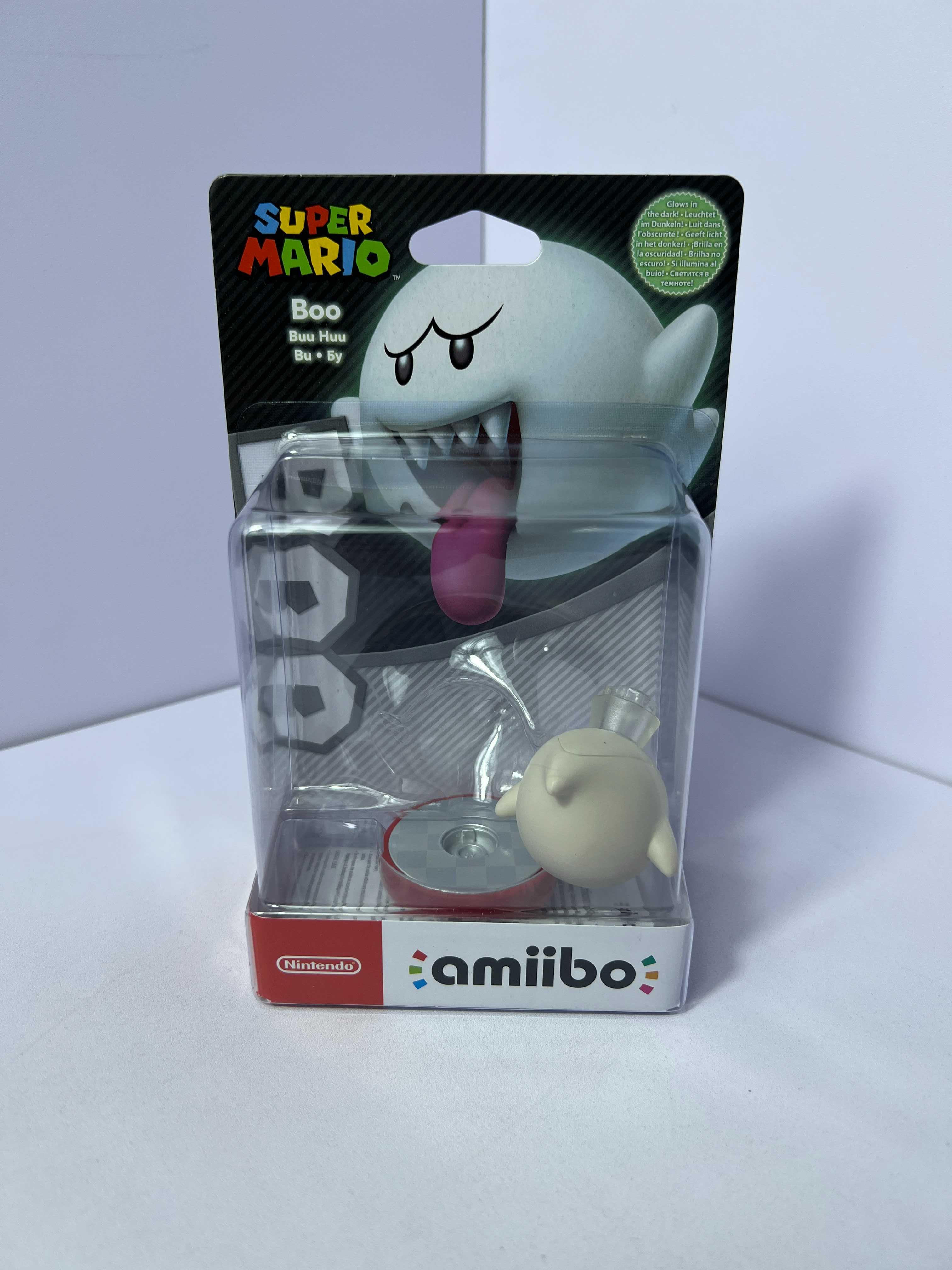 Boo Mario Figure Auction of amiibo Super Mario Collection Figure (Boo)
