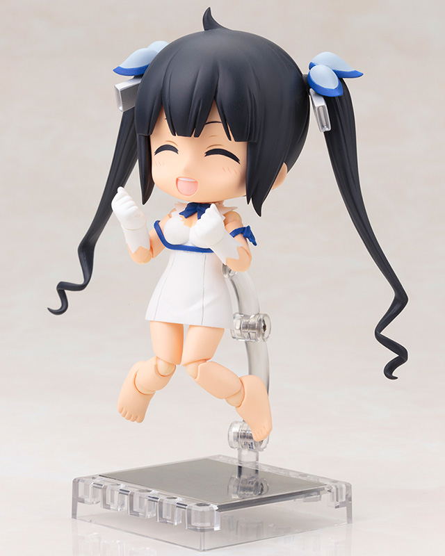 Cu-poche Is It Wrong to Try to Pick Up Girls in a Dungeon?: Hestia image 4