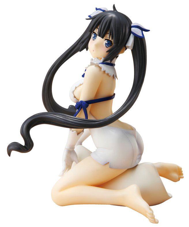 Is It Wrong to Try to Pick Up Girls in a Dungeon?: Hestia Mount Figure image 1