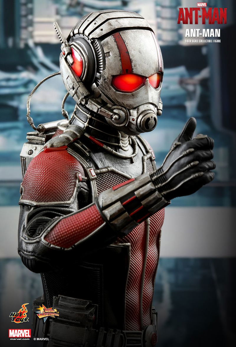 Ant-Man 1/6 Scale Collectible Figure image 14