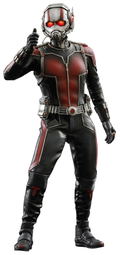 Ant-Man 1/6 Scale Collectible Figure thumbnail 1