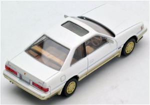 Tomica Limited Vintage NEO: TLV-N119b Nissan Leopard Altima Turbo White