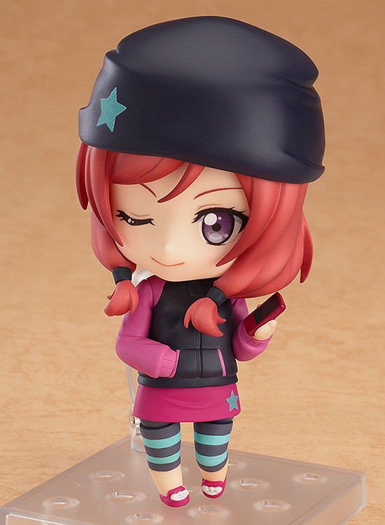 Nendoroid No. 572 Love Live!: Maki Nishikino Training Outfit Ver. image 4