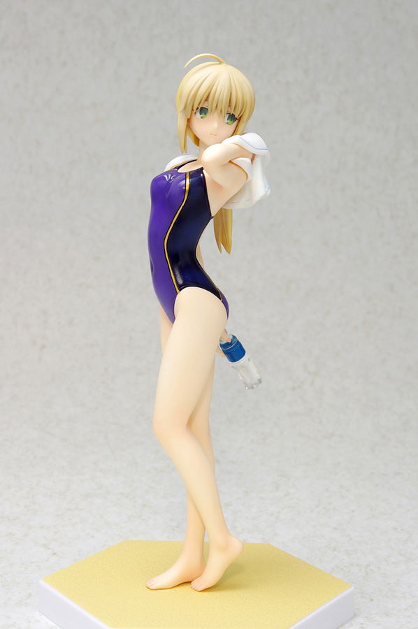 Beach Queens Fate/Zero 1/10 Scale Pre-Painted Figure: Saber (Re-run) image 5