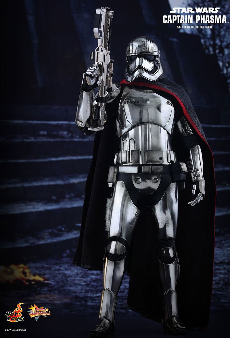 Star Wars The Force Awakens 1/6 Scale Collectible Figure: Captain Phasma image 2