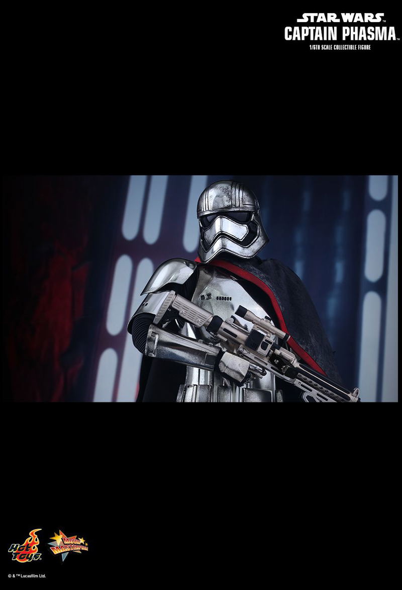 Star Wars The Force Awakens 1/6 Scale Collectible Figure: Captain Phasma image 11