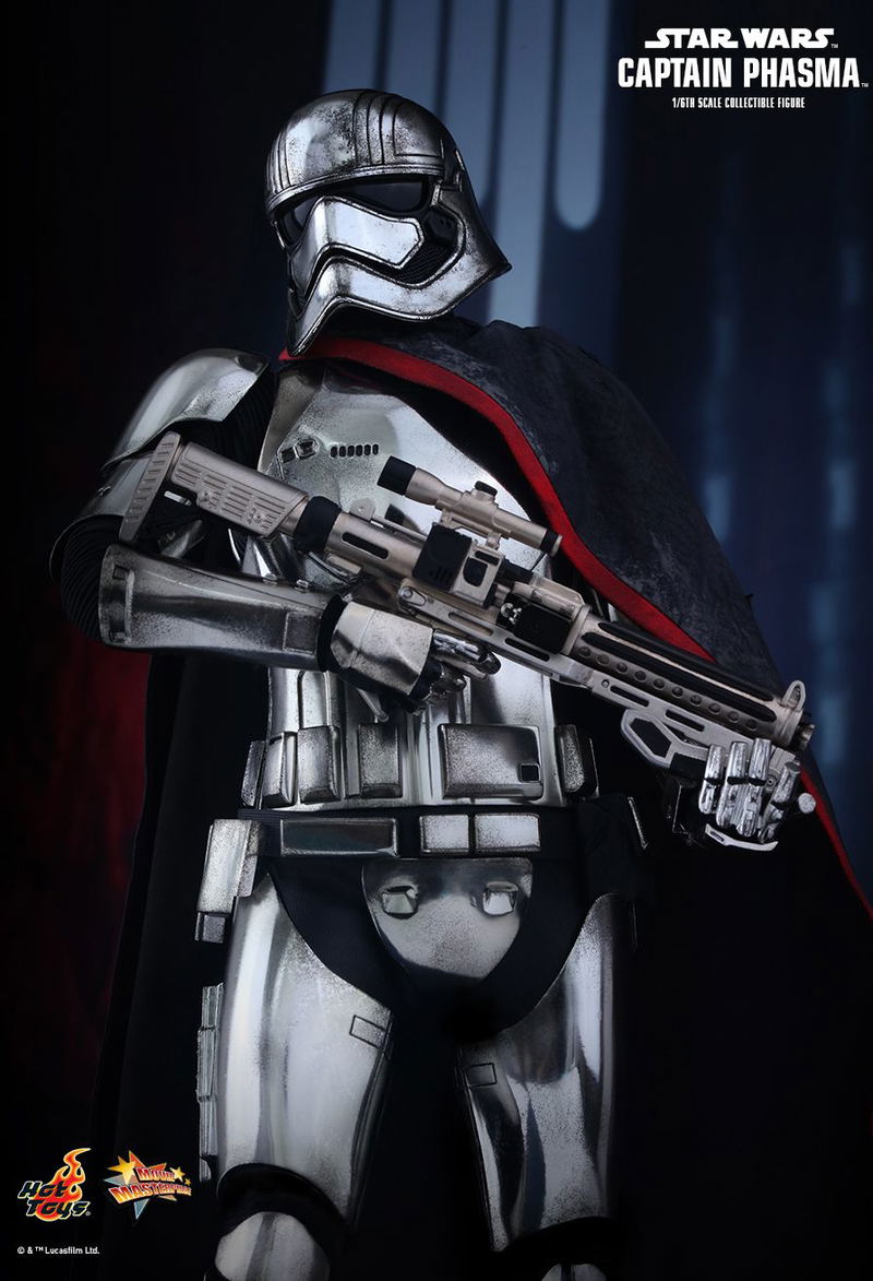 Star Wars The Force Awakens 1/6 Scale Collectible Figure: Captain Phasma image 6