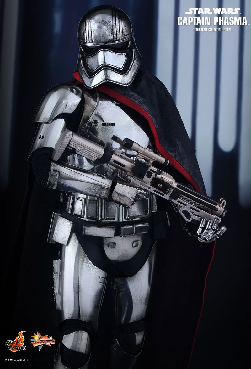 Star Wars The Force Awakens 1/6 Scale Collectible Figure: Captain Phasma image 7