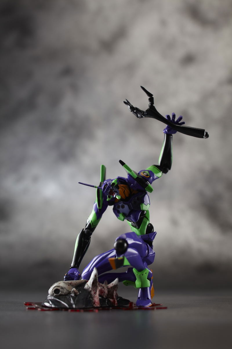 Legacy Of Revoltech Rebuild of Evangelion: EVA Unit 01 image 11