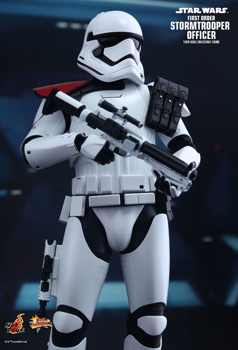 Star Wars The Force Awakens 1/6 Scale Collectible Figure: First Order Stormtrooper Officer and First Order Stormtrooper image 6