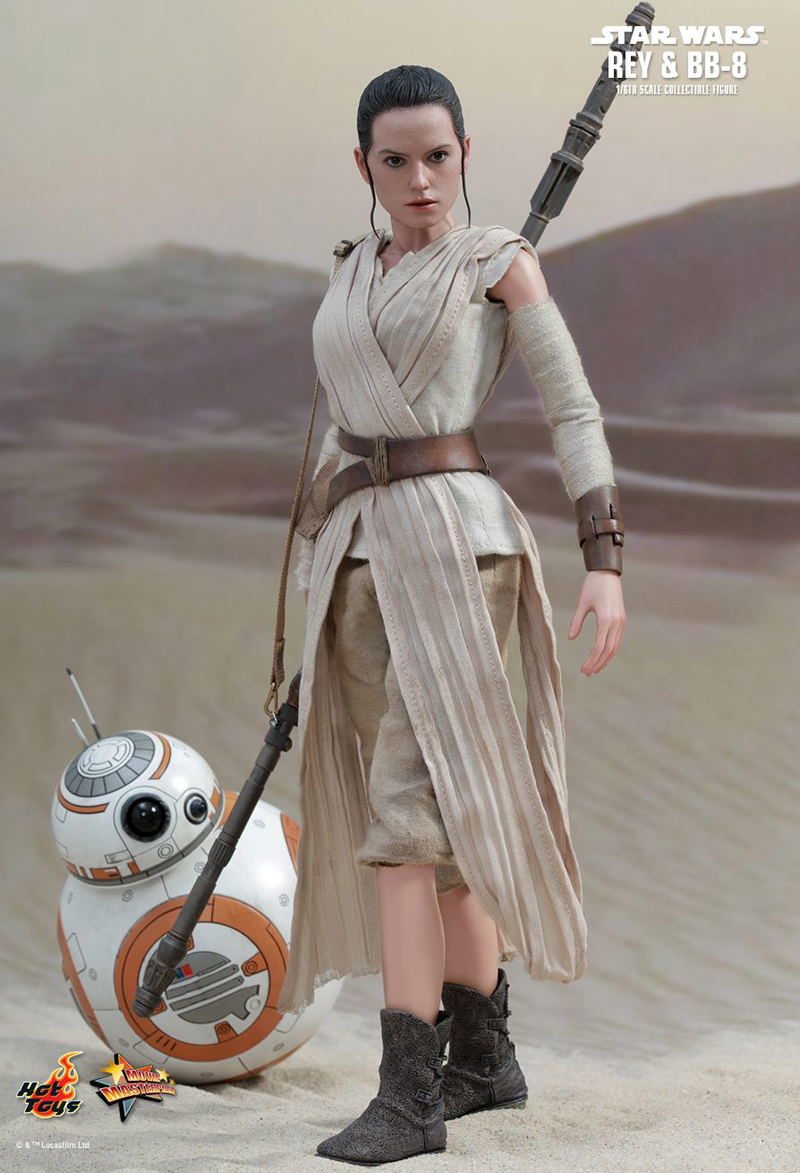 Star Wars The Force Awakens 1/6 Scale Collectible Set: Rey and BB-8 image 2