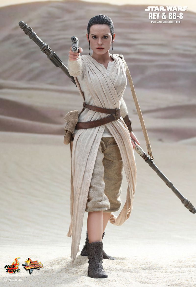 Star Wars The Force Awakens 1/6 Scale Collectible Set: Rey and BB-8 image 10
