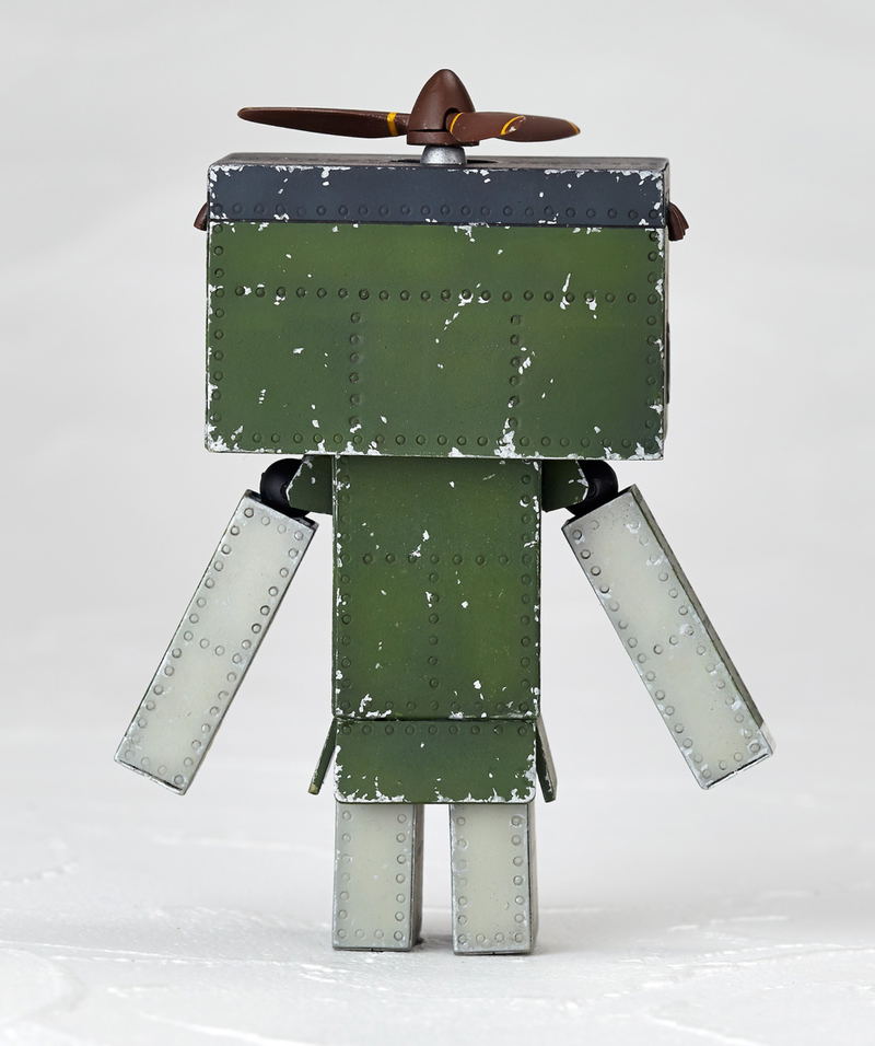 Revoltech Yotsuba&!: Danboard Mini Zero Fighter Model 52 Ver. image 10