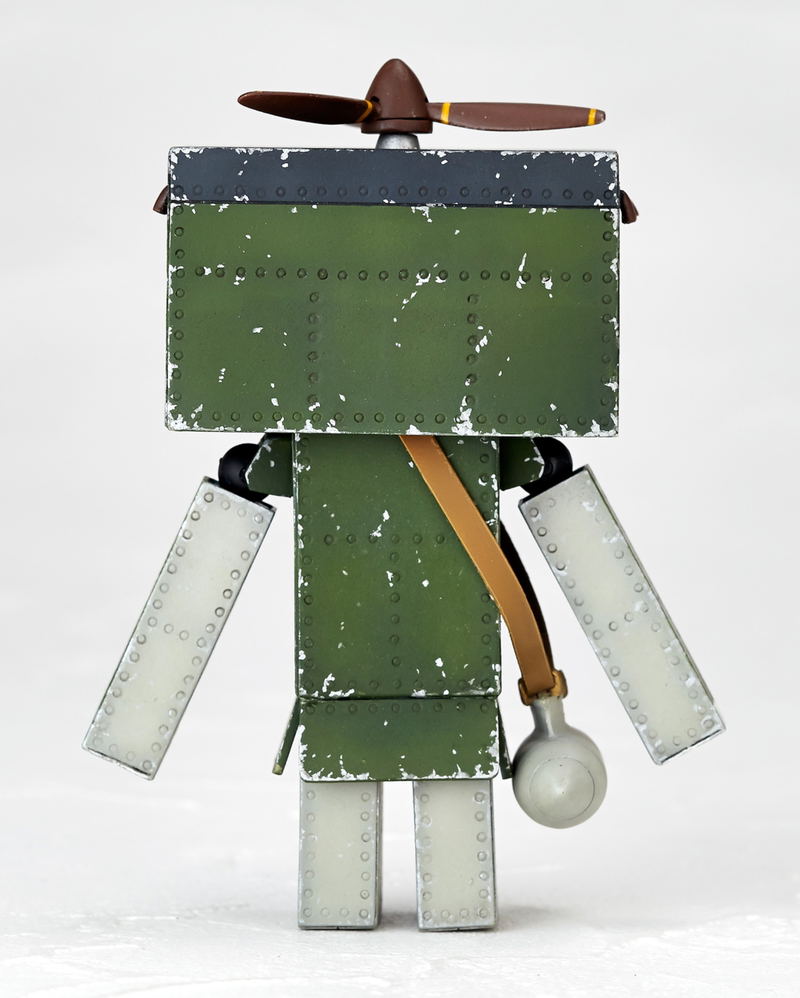 Revoltech Yotsuba&!: Danboard Mini Zero Fighter Model 52 Ver. image 13