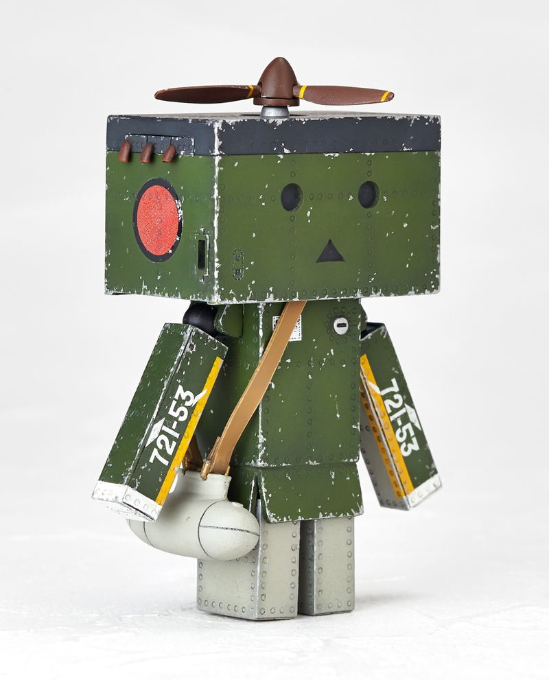 Revoltech Yotsuba&!: Danboard Mini Zero Fighter Model 52 Ver. image 3