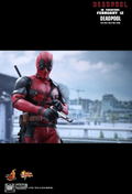 Deadpool 1/6 Scale Collectible Figure: Deadpool thumbnail 15