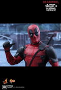 Deadpool 1/6 Scale Collectible Figure: Deadpool thumbnail 16