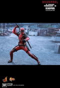 Deadpool 1/6 Scale Collectible Figure: Deadpool thumbnail 10