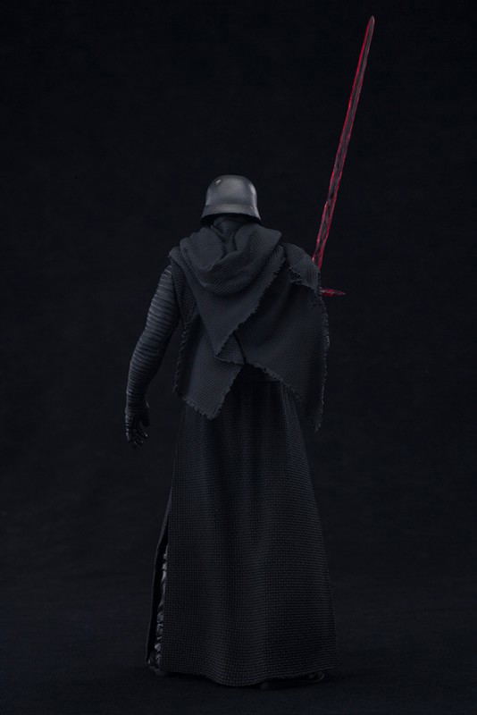 ARTFX+ Star Wars Episode VII The Force Awakens 1/10 Scale Pre-Painted Figure: Kylo Ren image 19