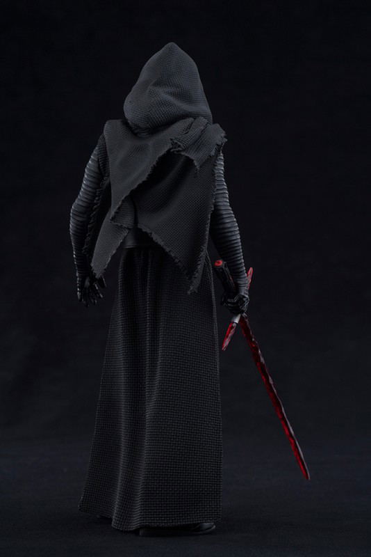 ARTFX+ Star Wars Episode VII The Force Awakens 1/10 Scale Pre-Painted Figure: Kylo Ren image 5