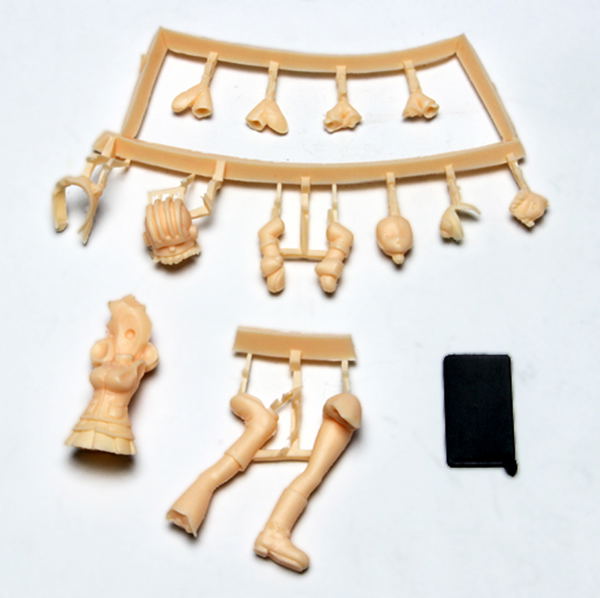 Girls und Panzer 1/35 Scale Resin Kit: Pravda High School Figure Set ...