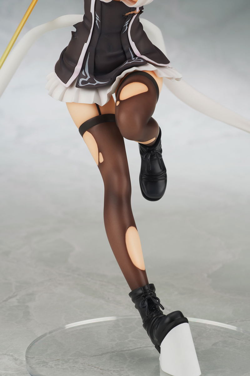 Chivalry of a Failed Knight 1/8 Scale Pre-Painted Figure: Stella Vermillion image 12