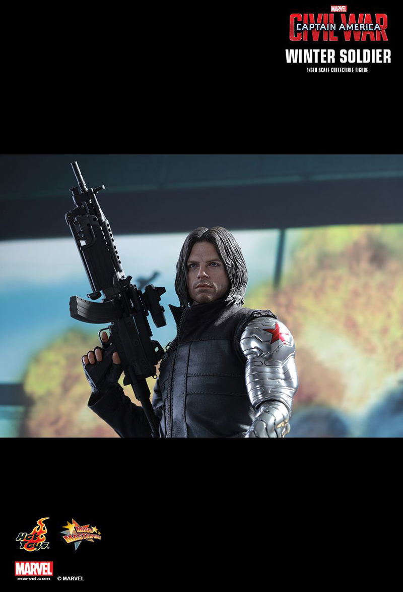 Captain America Civil War 1/6 Scale Collectible Figure: Winter Soldier image 4