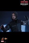 Captain America Civil War 1/6 Scale Collectible Figure: Winter Soldier thumbnail 10