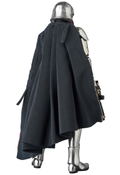MAFEX Star Wars The Force Awakens: Captain Phasma thumbnail 2