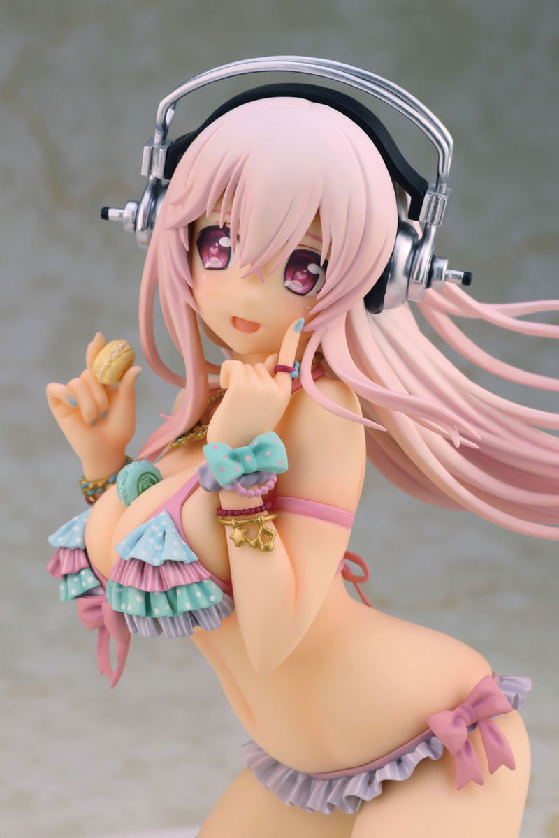 SoniAni Super Sonico The Animation 1/7 Scale Pre-Painted Figure: Super Sonico with Macaroon Tower image 8