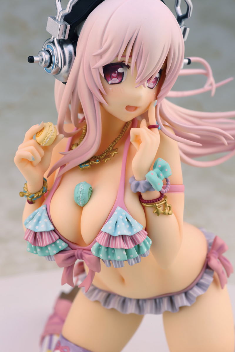 SoniAni Super Sonico The Animation 1/7 Scale Pre-Painted Figure: Super Sonico with Macaroon Tower image 10