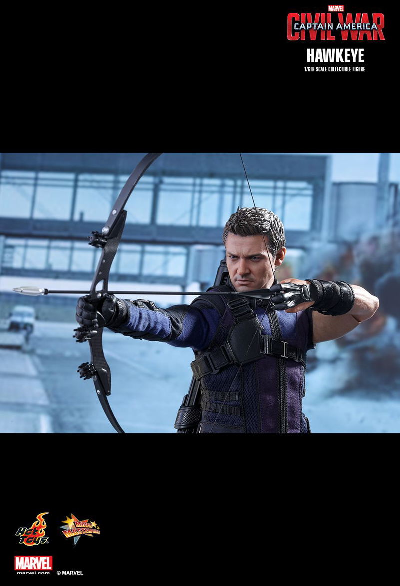 Captain America Civil War 1/6 Scale Collectible Figure: Hawkeye image 14