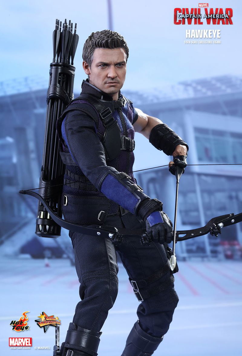 Captain America Civil War 1/6 Scale Collectible Figure: Hawkeye image 8