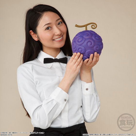 One Piece 1/1 Scale Pre-Painted Figure: The Devil Fruit Gomu Gomu no Mi image 4