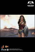 Batman v Superman Dawn of Justice 1/6 Scale Collectible Figure: Wonder Woman thumbnail 4