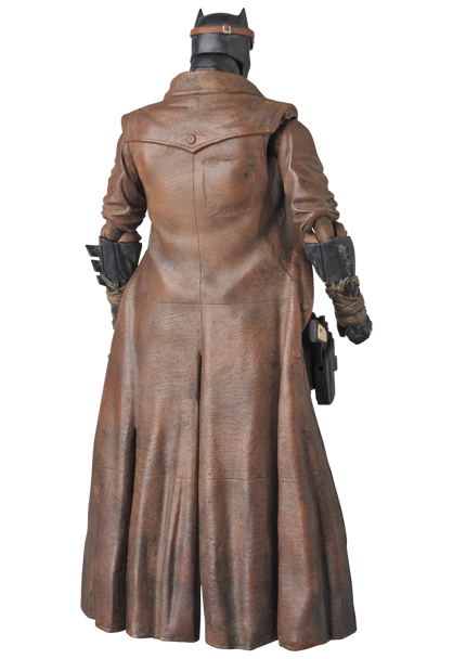 MAFEX Batman v Superman Dawn of Justice: Knightmare Batman image 2