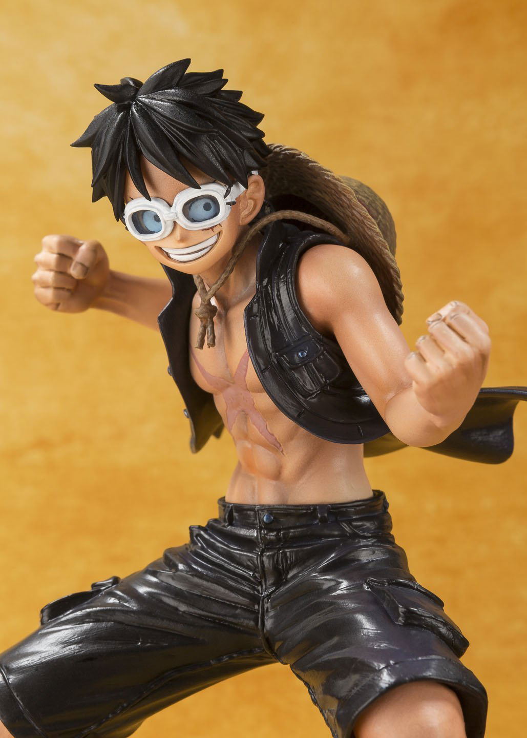 Figuarts Zero One Piece: Monkey D. Luffy -One Piece Film Gold Ver.-