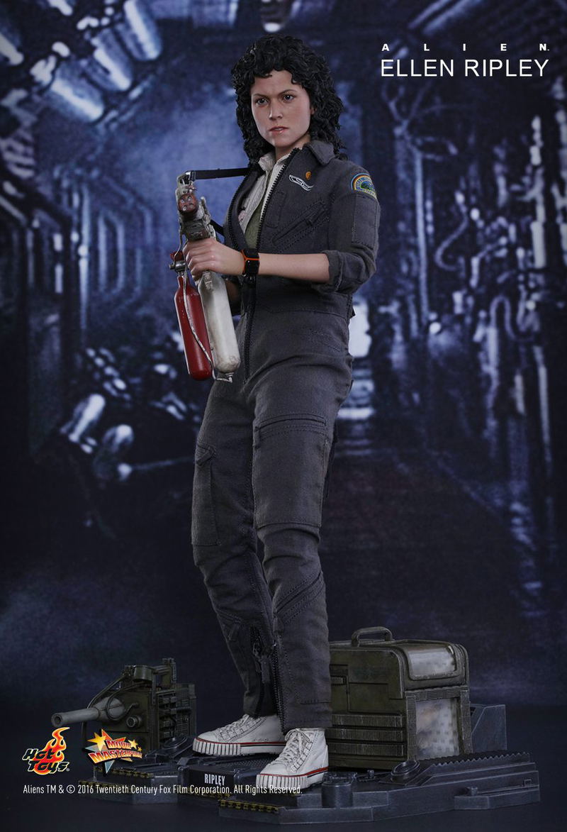 Alien 1/6 Scale Collectible Figure: Ellen Ripley image 7