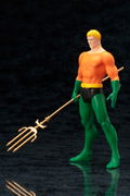 ARTFX+ DC Universe Super Powers Classics 1/10 Scale Pre-Painted Figure: Aquaman thumbnail 6