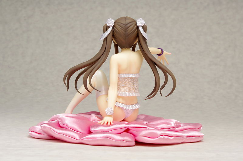 Infinite Stratos Dream Tech 1/8 Scale Figure: Huang Lingyin image 3