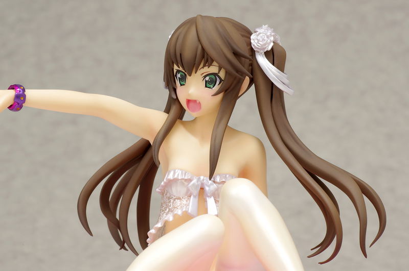 Infinite Stratos Dream Tech 1/8 Scale Figure: Huang Lingyin image 6