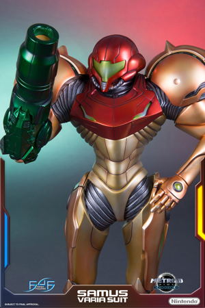 Metroid Prime 2 Echoes 1/4 Scale Statue: Samus Varia Suit