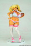 Super Pochaco 1/7 Scale Pre-Painted PVC Figure: Super Pochaco Lingerie Football Sunburn Ver. thumbnail 7
