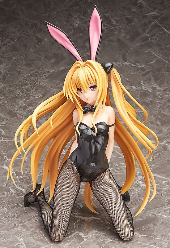 To Love-Ru Darkness 1/4 Scale Pre-painted PVC Figure: Golden Darkness Bunny Ver. image 2