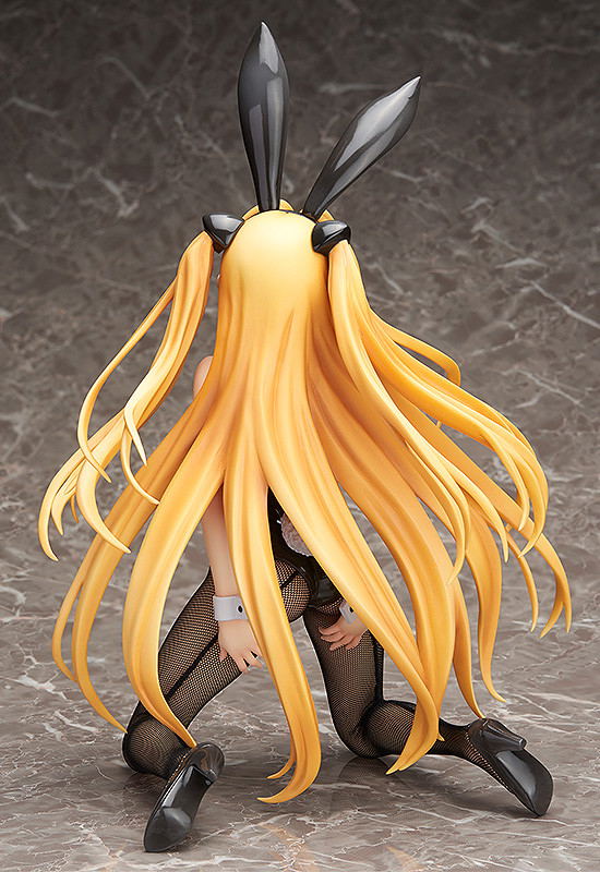 To Love-Ru Darkness 1/4 Scale Pre-painted PVC Figure: Golden Darkness Bunny Ver. image 4