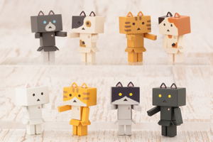 Yotsuba&! Trading Mini Figure: Nyanboard Nyano (Set of 10 pieces)