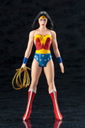 ARTFX+ DC Universe Super Powers Classics 1/10 Scale Pre-Painted Figure: Wonder Woman thumbnail 2
