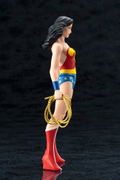 ARTFX+ DC Universe Super Powers Classics 1/10 Scale Pre-Painted Figure: Wonder Woman thumbnail 4