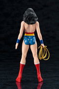 ARTFX+ DC Universe Super Powers Classics 1/10 Scale Pre-Painted Figure: Wonder Woman thumbnail 6