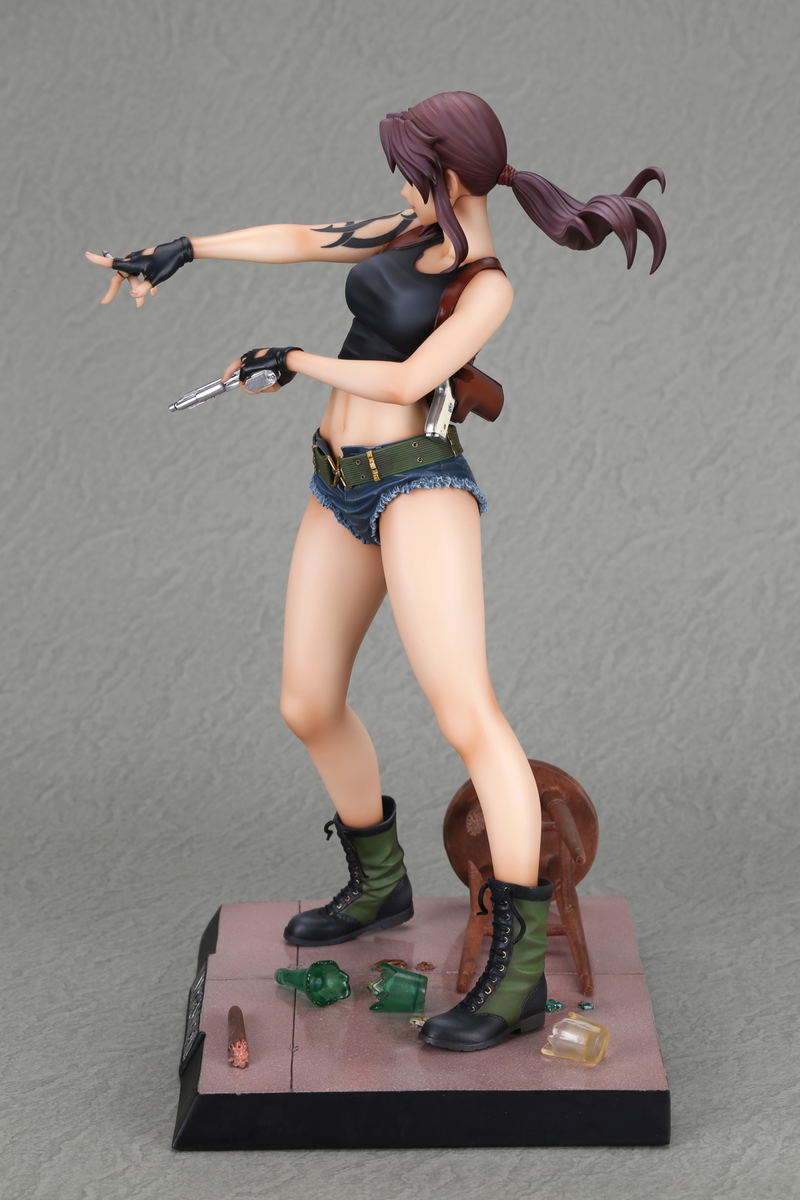 Black Lagoon 1/6 Scale Pre-Painted Figure: Revy Two Hand image 4